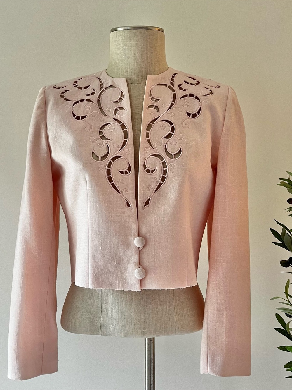 Vintage linen raw hem cropped Women's baby Pink cut out blazer Jacket